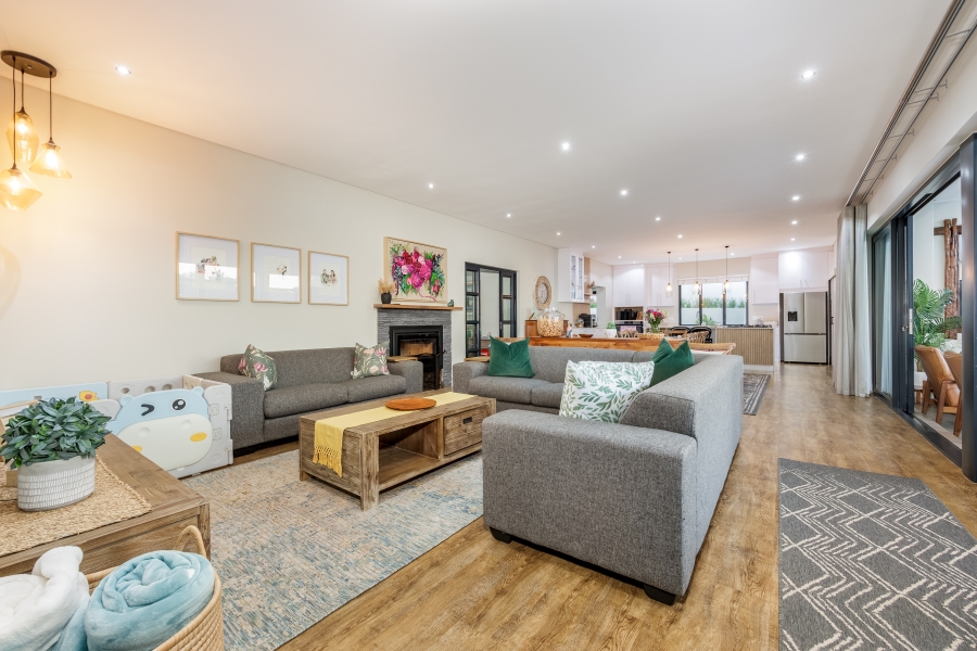 5 Bedroom Property for Sale in Clara Anna Fontein Western Cape